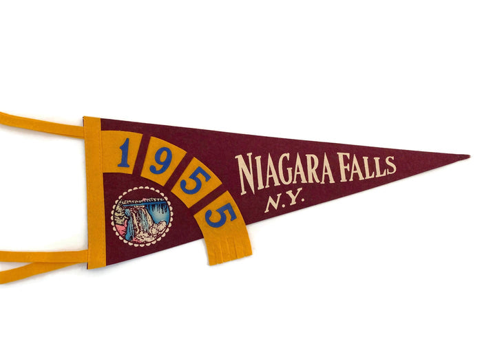 1955 Niagara Falls Tourist Pennant Felt Travel Souvenir at Duckwells