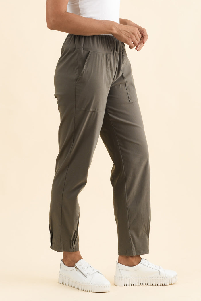 Air-Lite Olive Stretch Pocket Pants