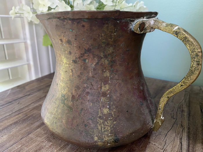 Antique Hand Hammered Copper Pot at Duckwells