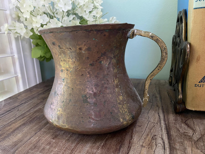 Antique Hand Hammered Copper Pot at Duckwells