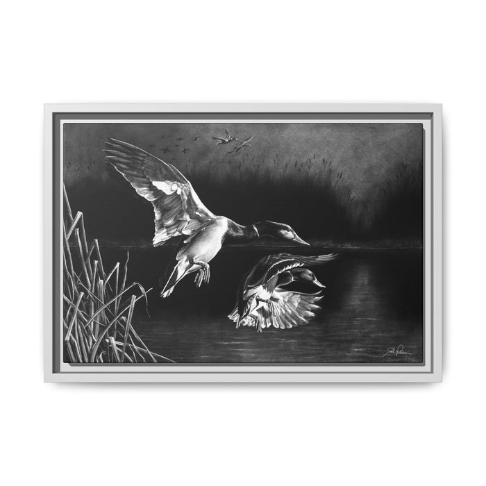 18″ x 12″ (Horizontal) / White / 1.25"