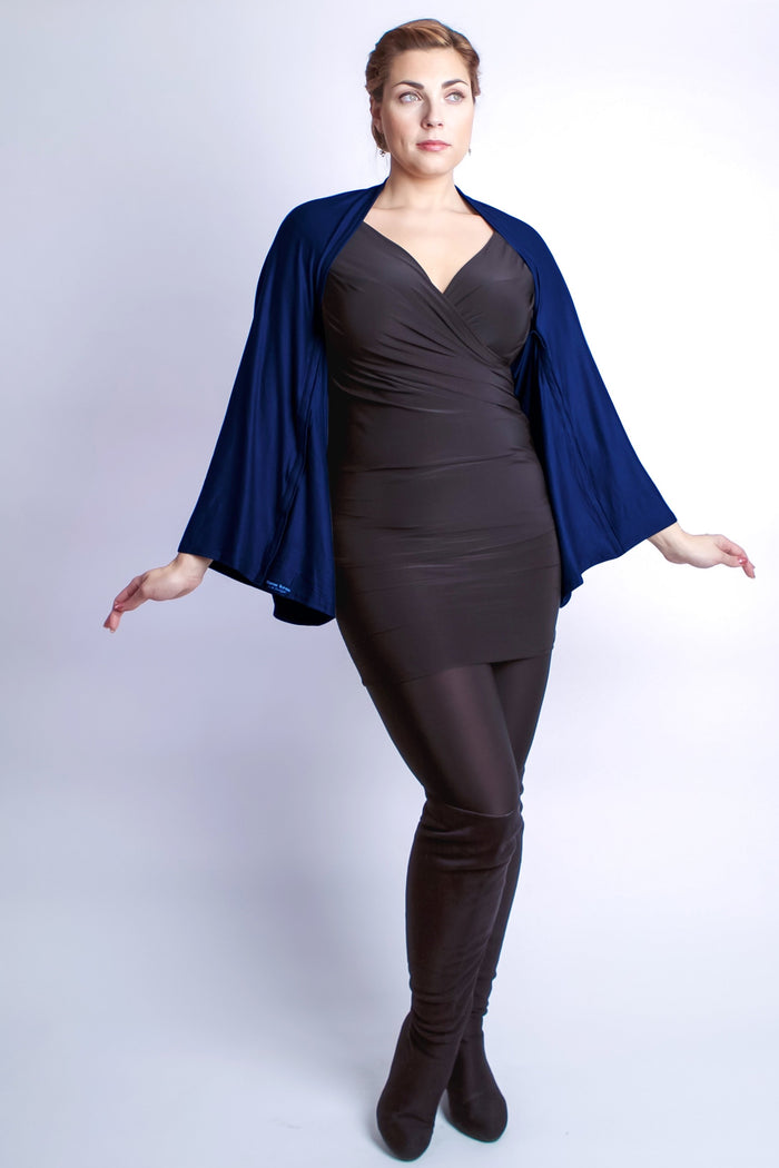 New Diane Kroe Carry-On Cozy Travel Scarf in Navy