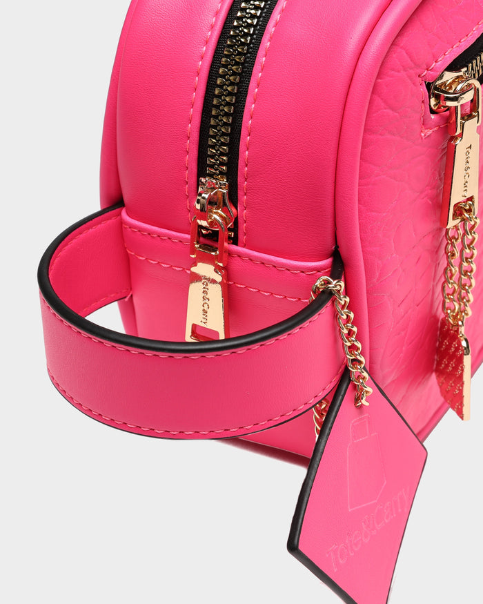Apollo 2 Toiletry Bag in Neon Pink