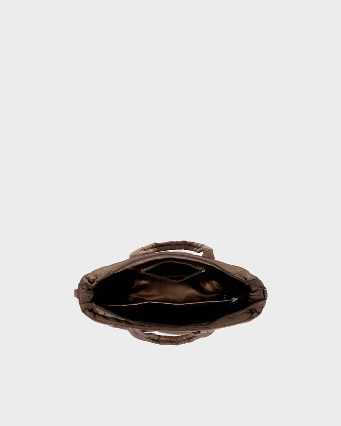Cloud Carry-All Tote in Earth Brown