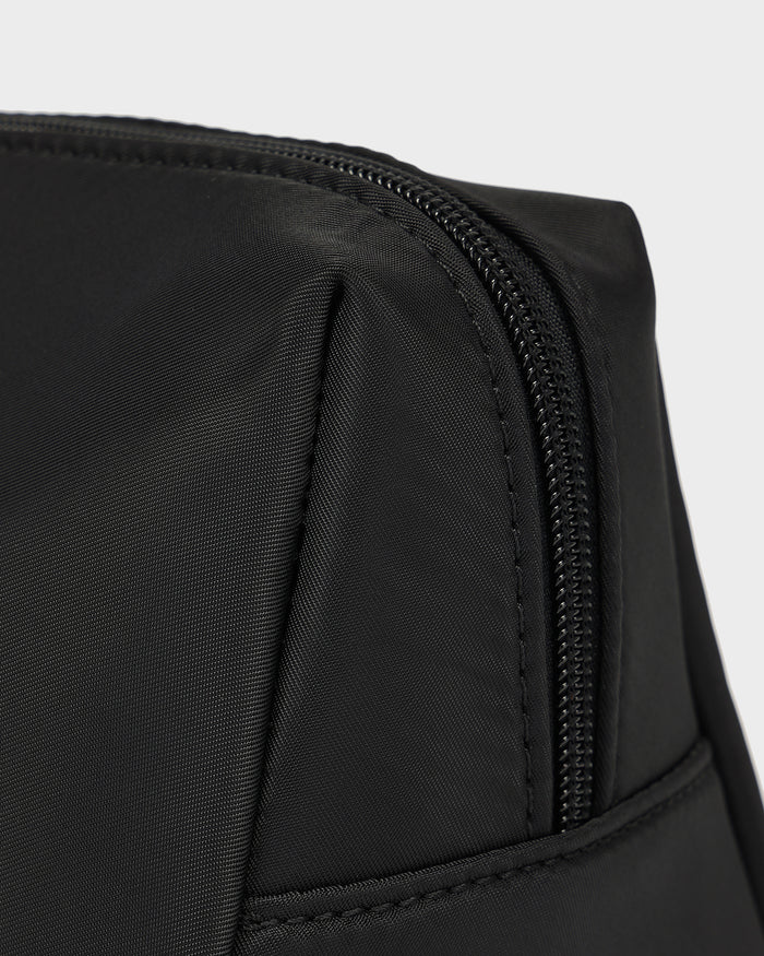 Cloud Toiletry Bag Set in Onyx Black