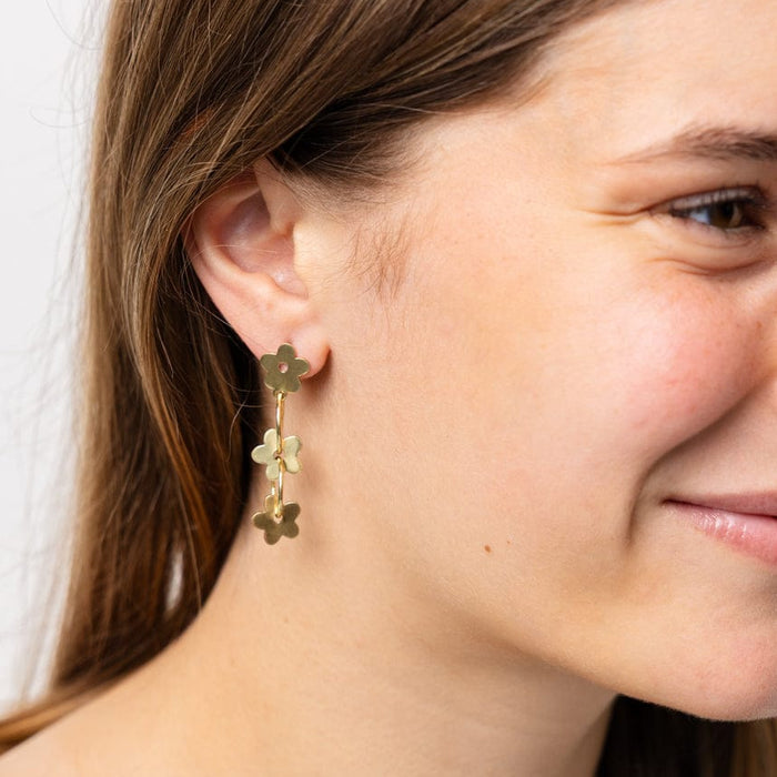 Daisy Floral Chain Post Earrings Brass Drop