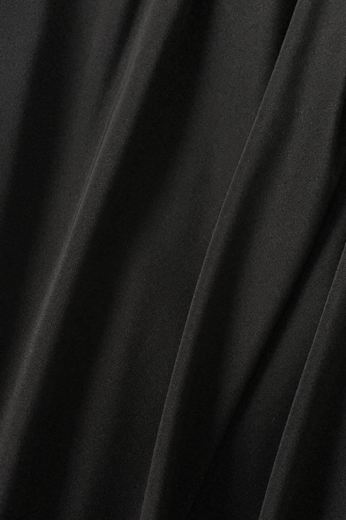 Destination Dress in black