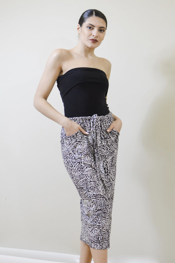 Evermore Dress in Black White Feather print