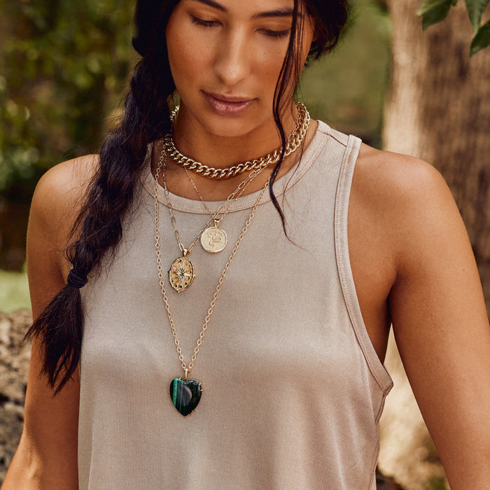 Jane Winchester - Curb Chain with Malachite Bead