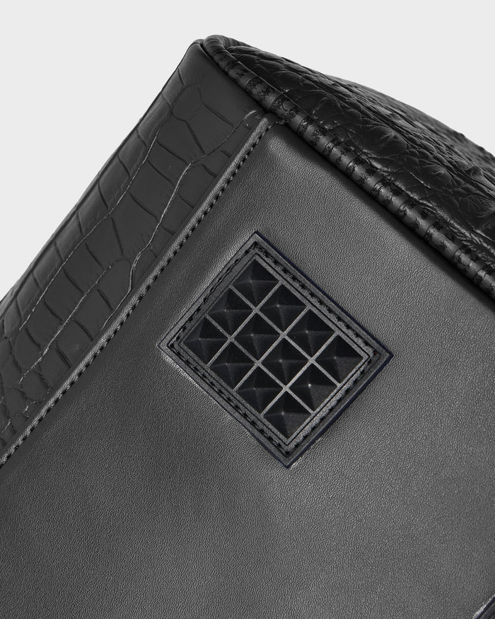 LA Staple Duffle Bag in Black