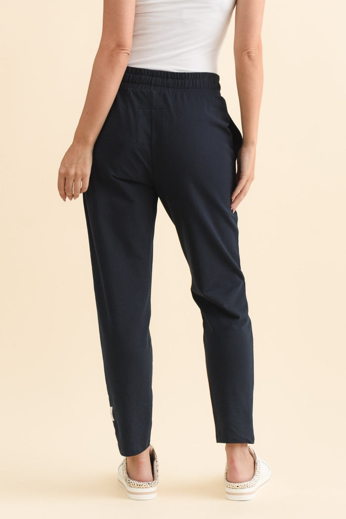 Lobby Navy Cotton Relaxed Sweatpants,Brunette model,alt text|model:MJ