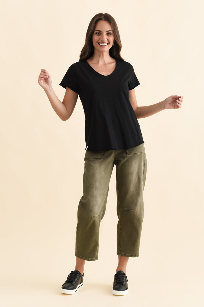 Maggie Black Cotton Vee Tee,Brunette model,alt text|model:MJ