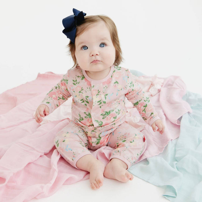 Magnetic Ainslee Coverall
