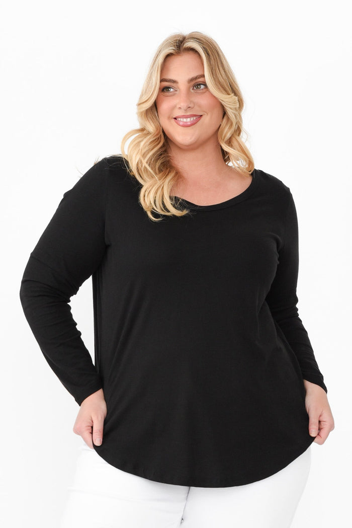 Megan Black Cotton Long Sleeve Top,Blonde model,plus-size,curve-basics,curve-tops,plus-size-sleeved-tops,plus-size-cotton-tops,plus-size-basic-tops,plus-size-winter-clothing,alt text|model:Caitlin