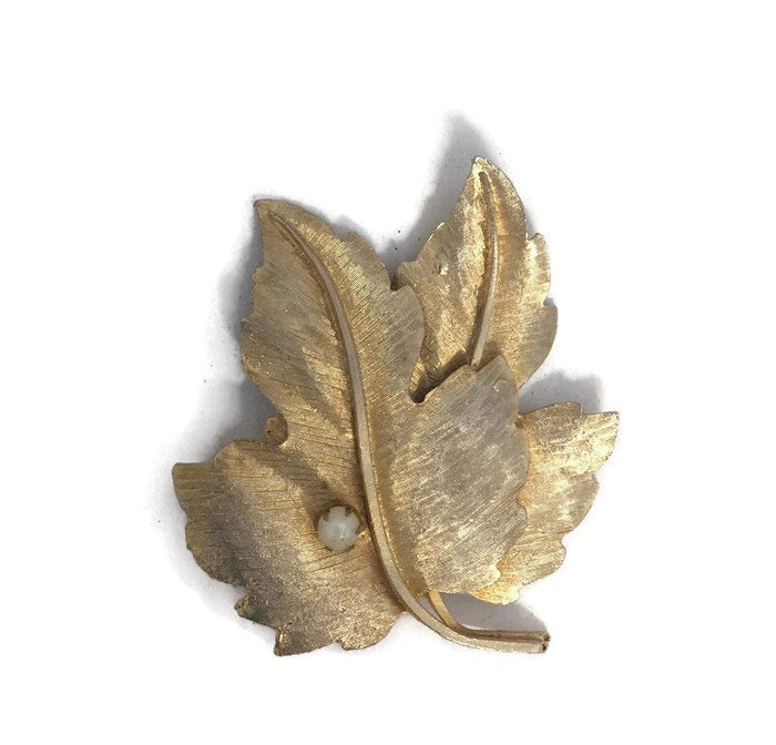 Mid Century Extra Large Leaf Pin at Duckwells