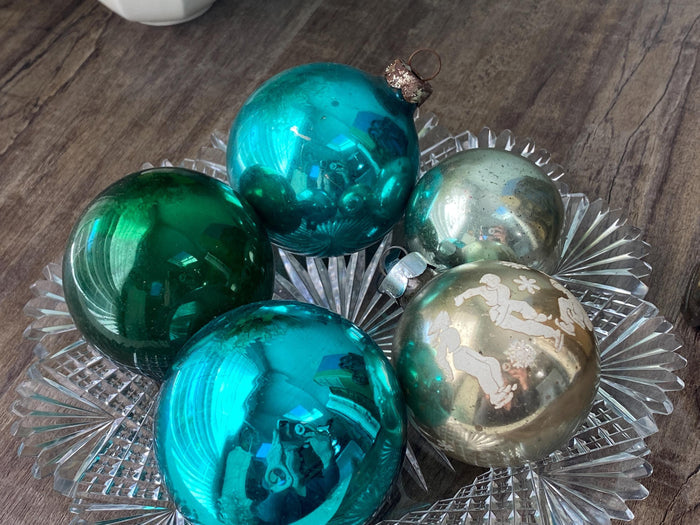 Midcentury Glass Christmas Ornaments at Duckwells