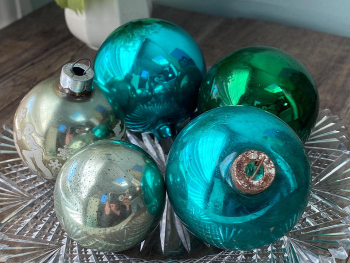Midcentury Glass Christmas Ornaments at Duckwells