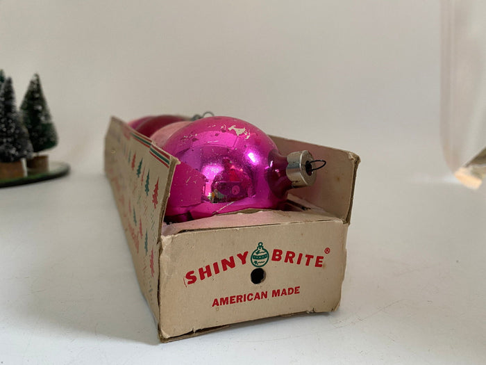 Midcentury Shiny-Brite Display Carton at Duckwells