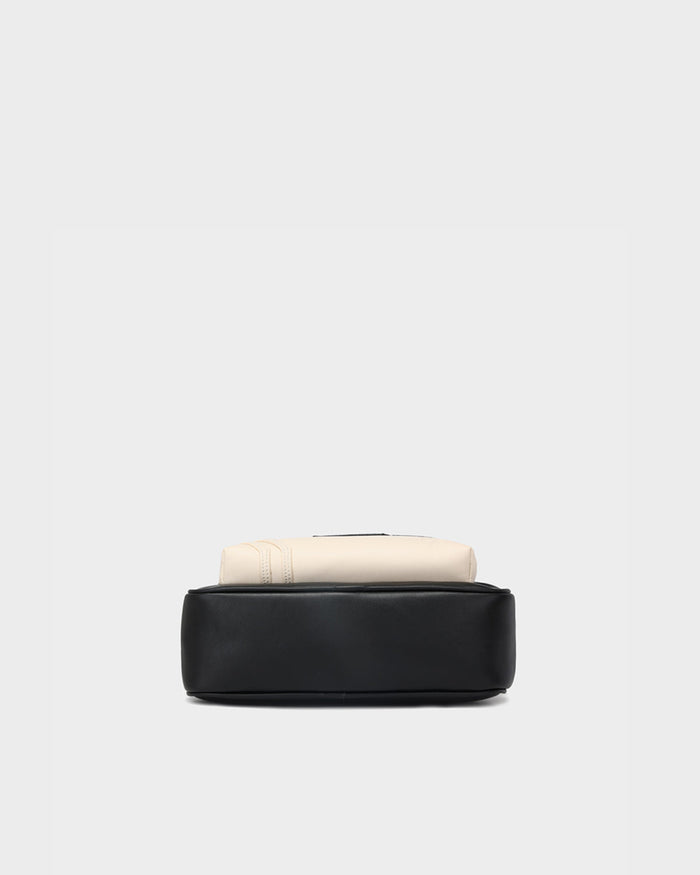 Trunk Messenger Bag in Black