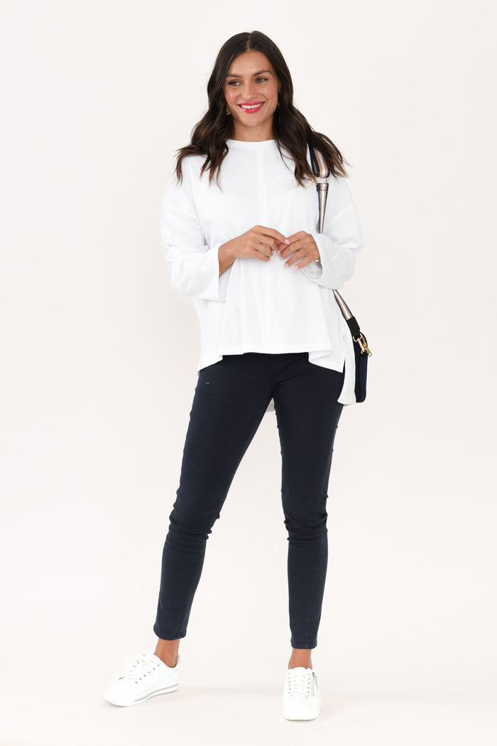 Naomi White Cotton Sweatshirt,Brunette model,alt text|model:Brontie