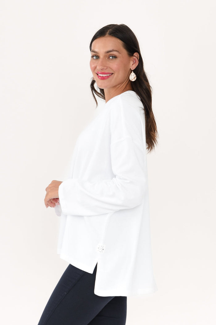 Naomi White Cotton Sweatshirt,Brunette model,alt text|model:Brontie