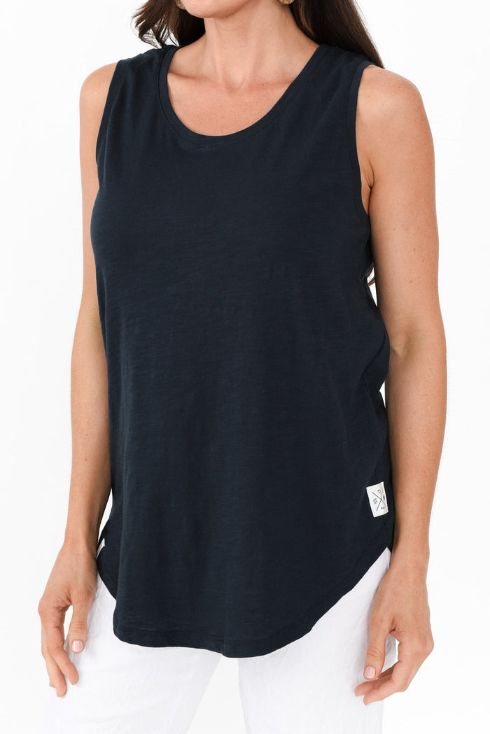 Navy Cotton Scoop Tank,Brunette model,alt text|model:Elouise