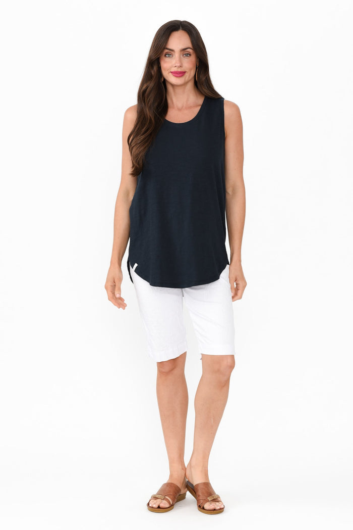 Navy Cotton Scoop Tank,Brunette model,alt text|model:Elouise