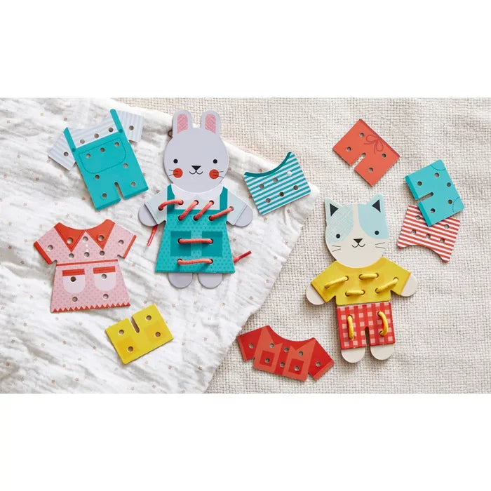 Petit Friends Dress-Up Lacing Set