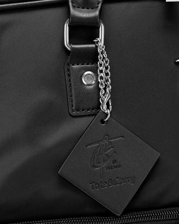 Prestige Garment Bag in Onyx Black