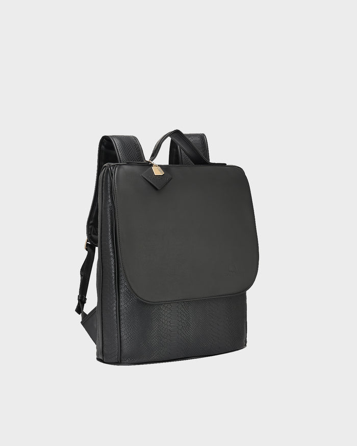 Signature Weekender Backpack in Black