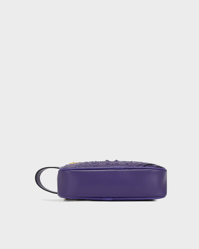 Statement Essential Toiletry Bag in Purple