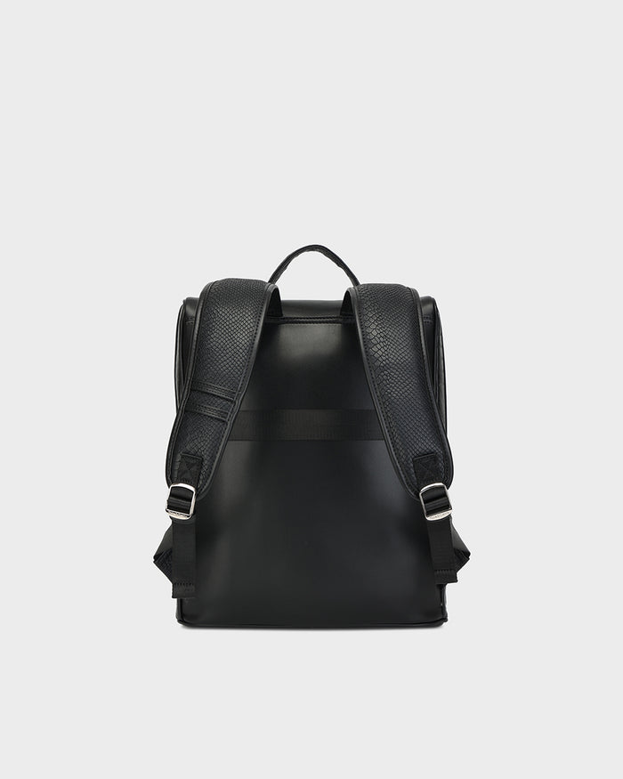Statement Weekender Backpack in Black