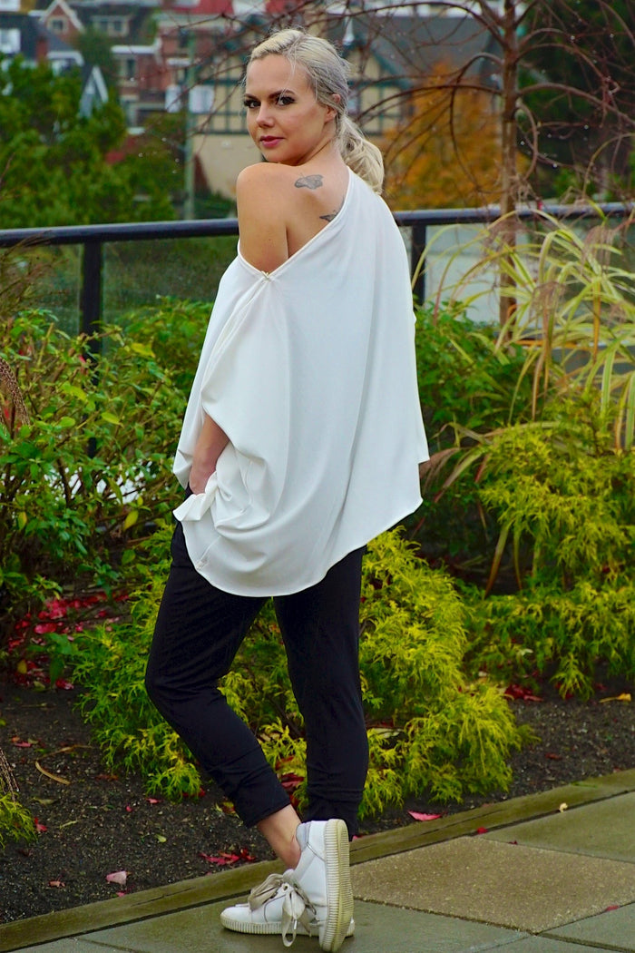 Diane Kroe Travel Cardigan Wrap in Parisienne (Ivory)